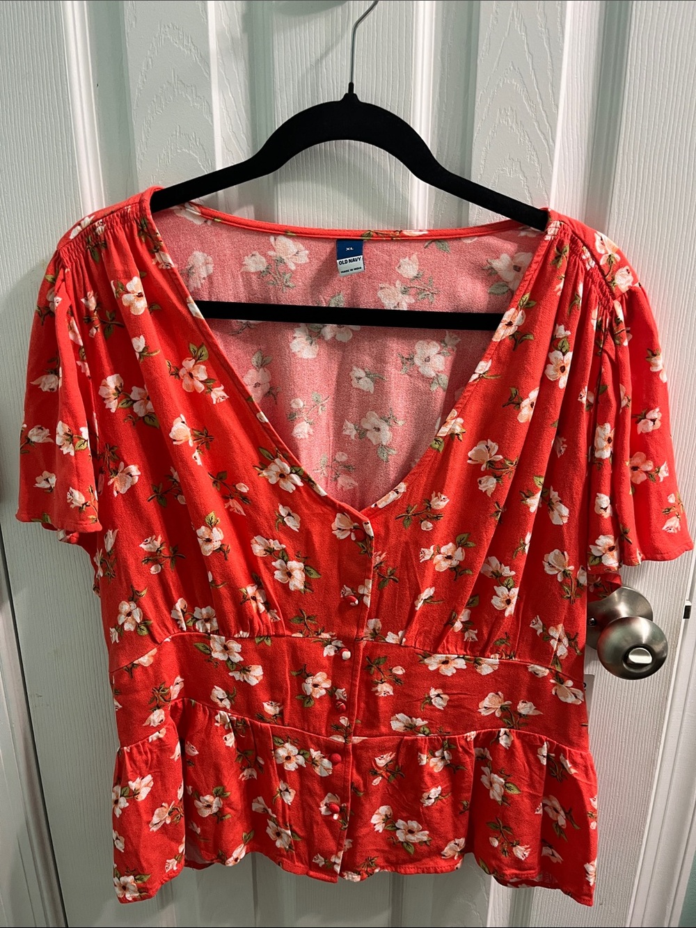 Old Navy Red Floral V-Neck Peplum Top